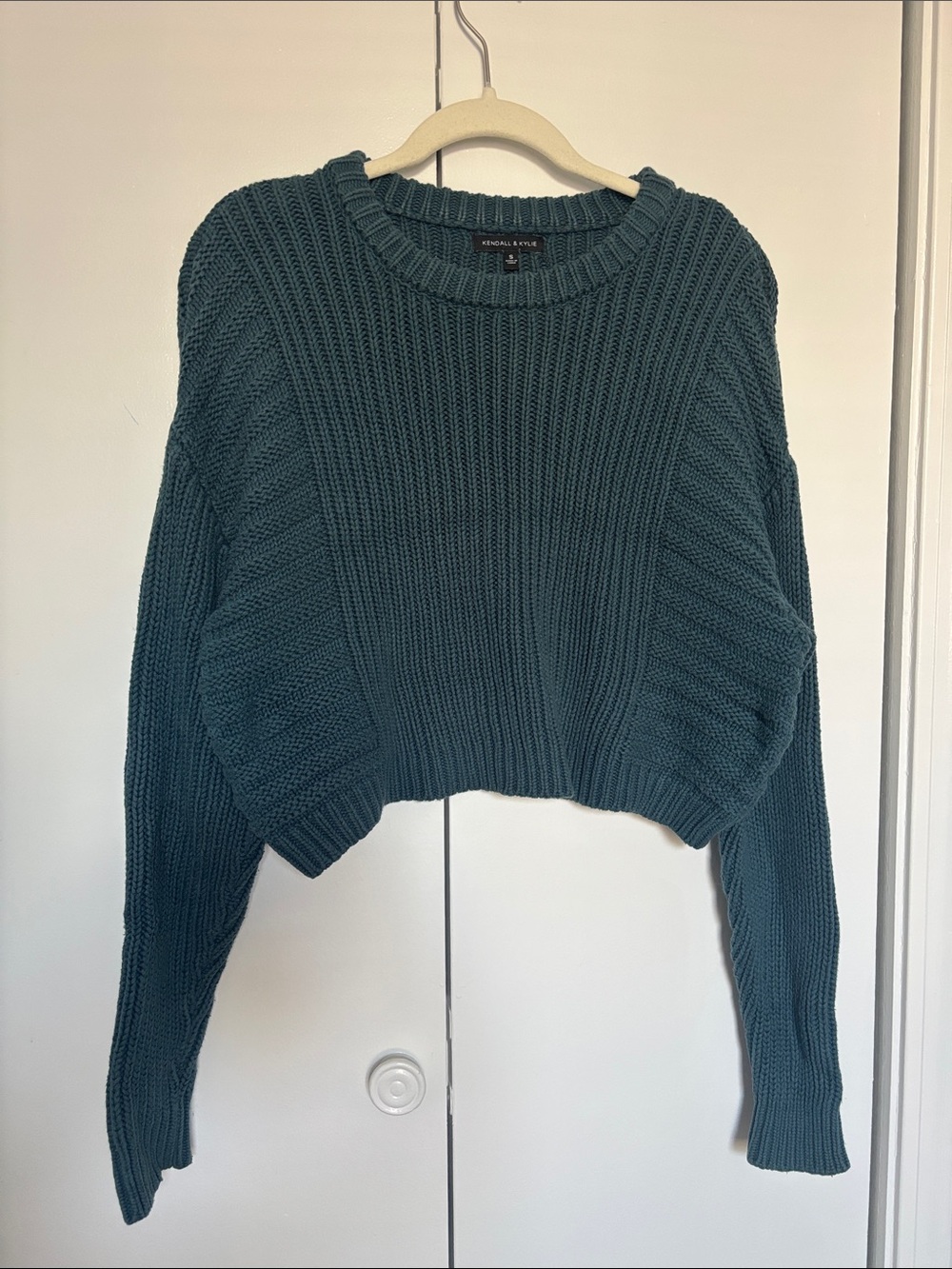 Kendall & Kylie Teal Ribbed Cropped Crewneck Sweater